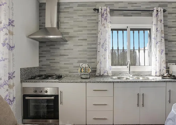 Casa Diego קוניל דה לה פרונטרה